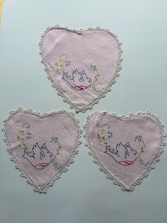 Other - Vintage Vanity/Dresser Doily Set